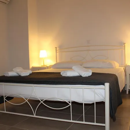 Apartman Yolanda 's House